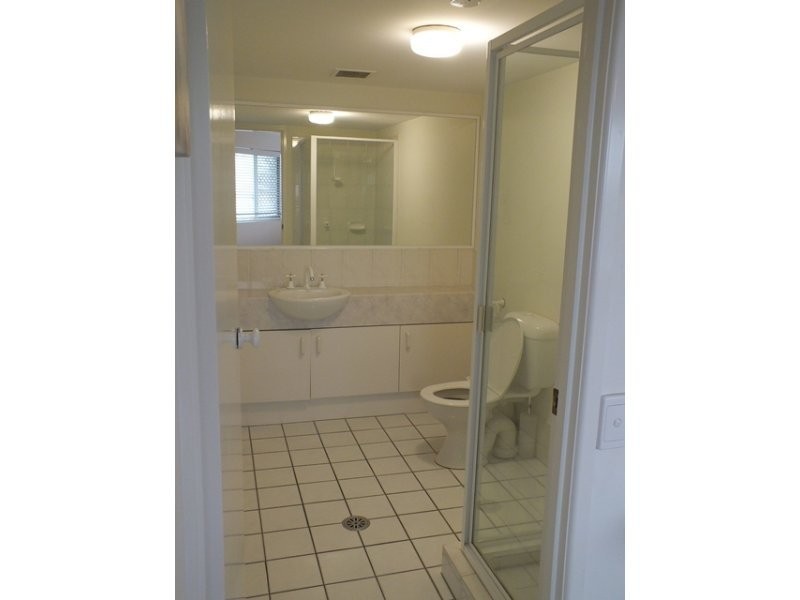 8/143 Lowanna Drive, Buddina QLD 4575