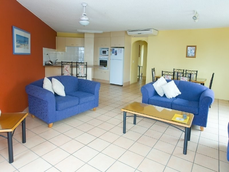 Unit 18 ‘Alexandria’ 236 Alexandra Parade, Alexandra Headland QLD 4572