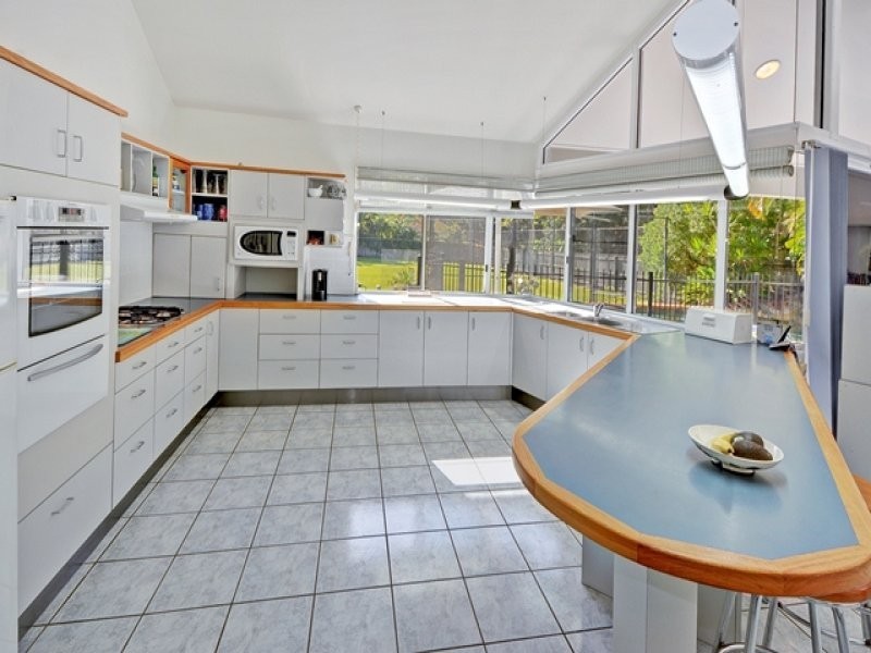 27 Candlewood Close, Mooloolaba QLD 4557