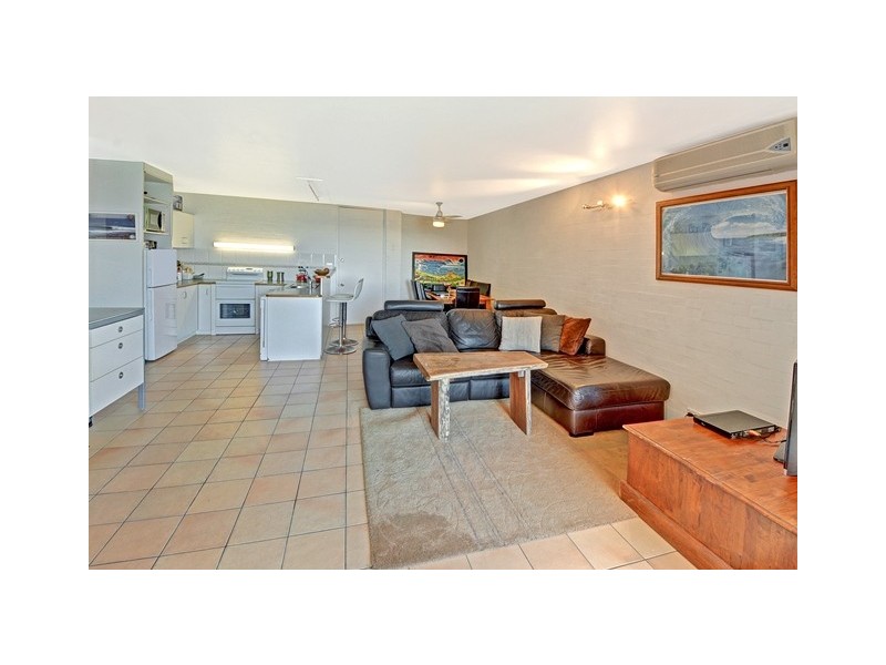Unit 8 ‘Sounion’ 246 Alexandra Parade, Alexandra Headland QLD 4572