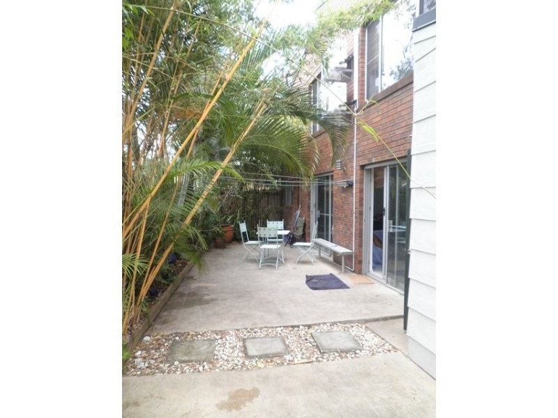 Unit 4 ‘Lyndon Court’ 13 Kapala Street, Mooloolaba QLD 4557