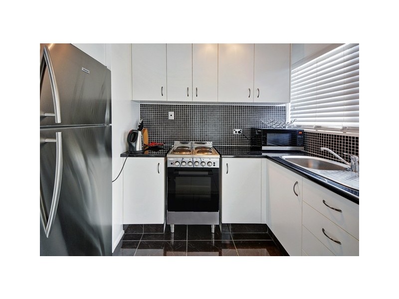 Unit 5 ‘Karaminka’ 11-13 Juan Street, Alexandra Headland QLD 4572