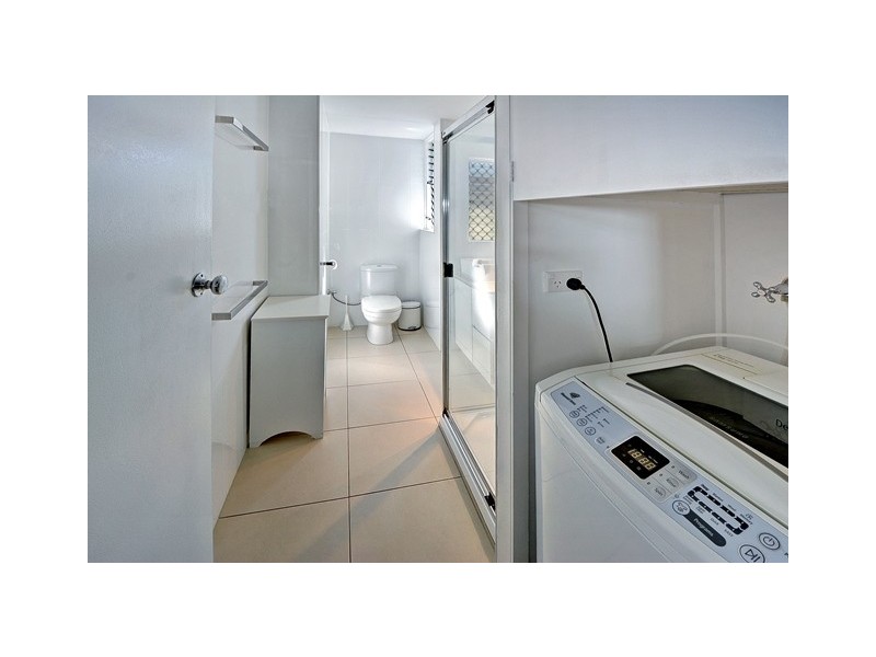 Unit 5 ‘Karaminka’ 11-13 Juan Street, Alexandra Headland QLD 4572