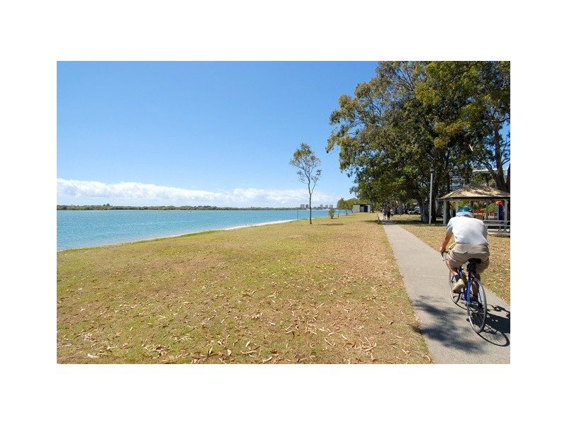 Unit 5 Myloola Apartments 141-143 Duporth Street, Maroochydore QLD 4558