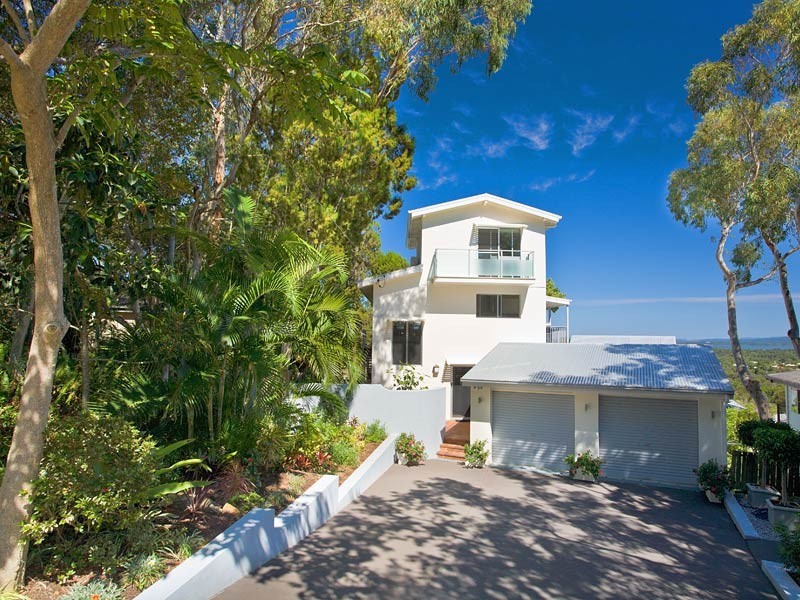 48 Nairana Rest, Noosa Heads QLD 4567