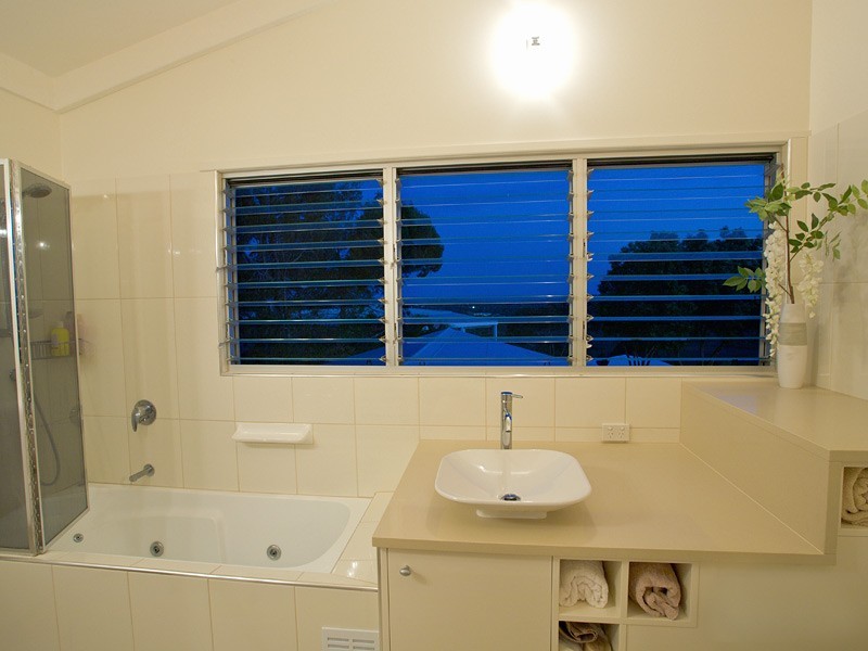 48 Nairana Rest, Noosa Heads QLD 4567