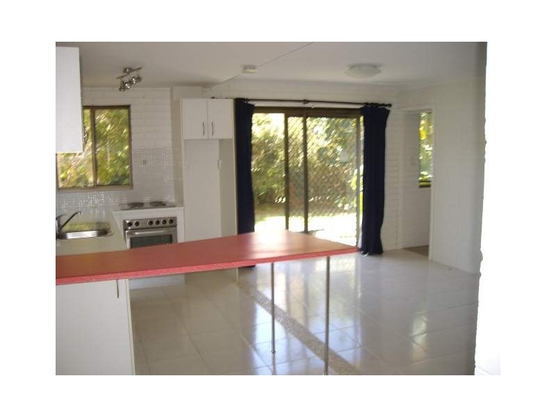 2/6 barooga cres, Mooloolaba QLD 4557