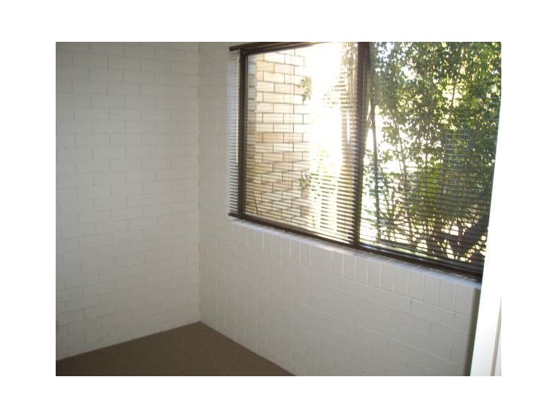 2/6 barooga cres, Mooloolaba QLD 4557