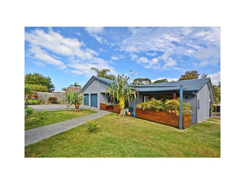 14 Jarrah Street, Minyama QLD 4575