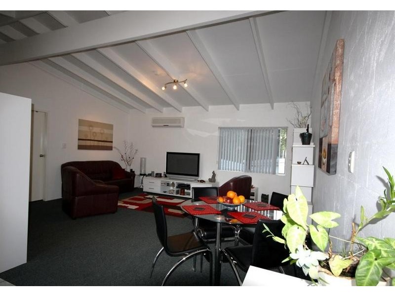 Unit 6 ‘Citrus Court’ 6 Lisbon Street, Maroochydore QLD 4558