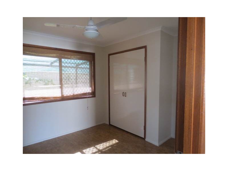 33 Peacock Cres, Bokarina QLD 4575