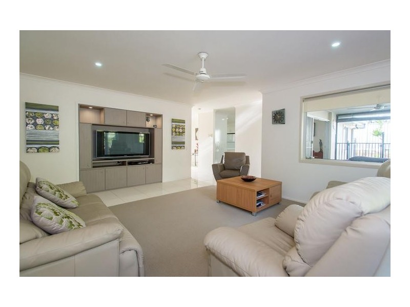 35 Brentwood Avenue, Mooloolaba QLD 4557