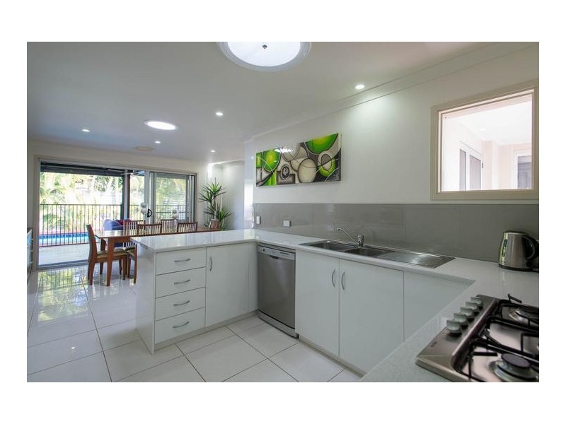 35 Brentwood Avenue, Mooloolaba QLD 4557