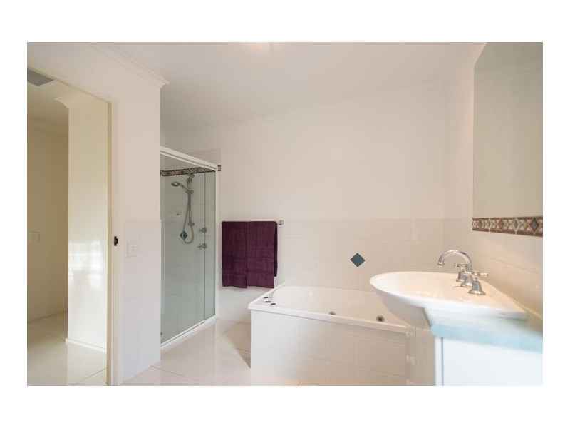 35 Brentwood Avenue, Mooloolaba QLD 4557