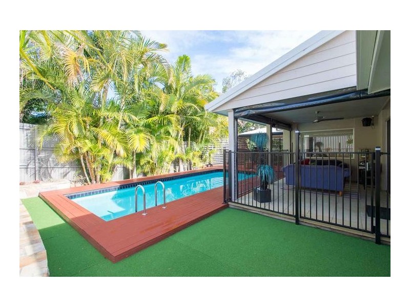 35 Brentwood Avenue, Mooloolaba QLD 4557