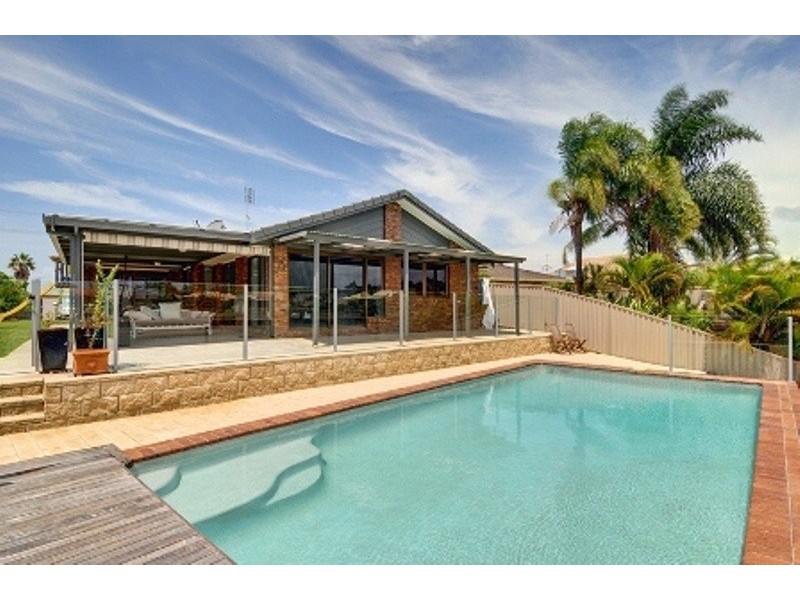 37 Boolagi Drive, Wurtulla QLD 4575