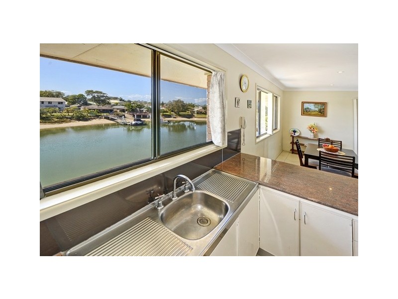 Unit 7 ‘Merimbula’ 22 Pangarinda Place, Mooloolaba QLD 4557