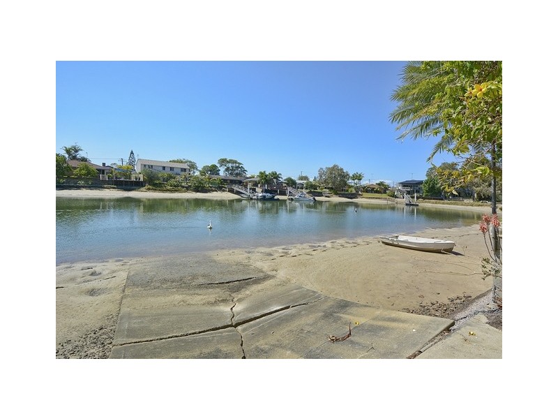 Unit 7 ‘Merimbula’ 22 Pangarinda Place, Mooloolaba QLD 4557