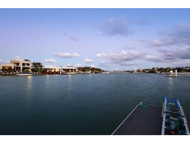 9 Nevis Court, Kawana Island QLD 4575