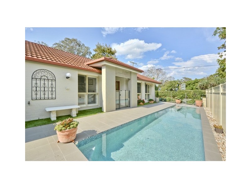 2 Manor Lane, Buderim QLD 4556