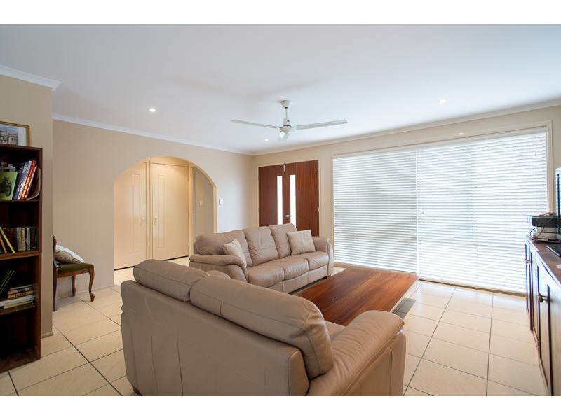 33 Jessica Boulevard, Minyama QLD 4575