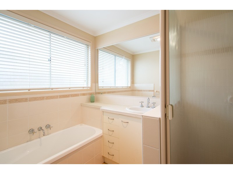 33 Jessica Boulevard, Minyama QLD 4575