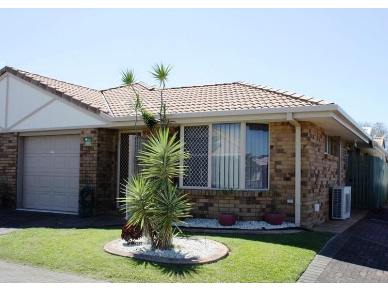 Unit 205 ‘Regents Landing no.3′ 19 Arwen Street, Maroochydore QLD 4558