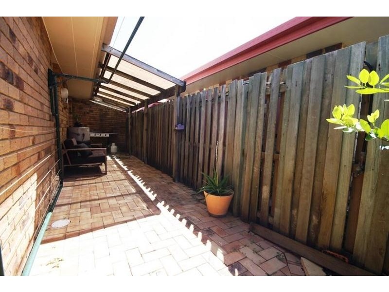 Unit 205 ‘Regents Landing no.3′ 19 Arwen Street, Maroochydore QLD 4558