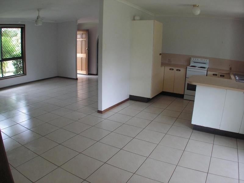 3 Bluebird Parade, Bokarina QLD 4575
