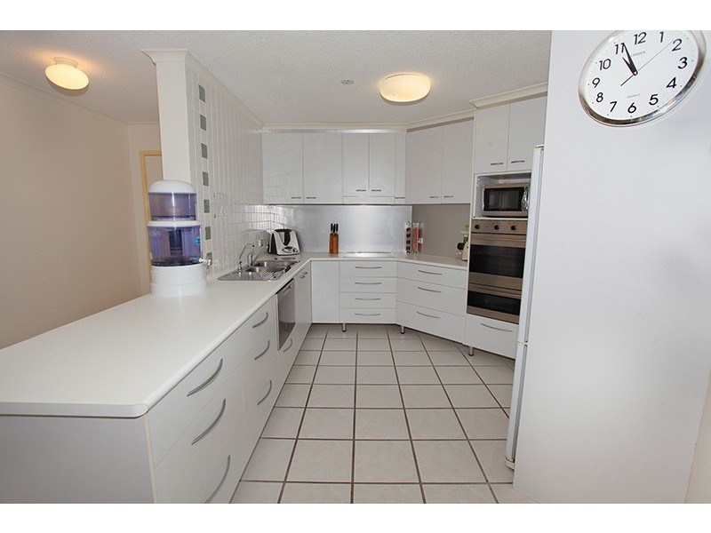 Unit 1 Surfside 147 Lowanna Drive, Buddina QLD 4575