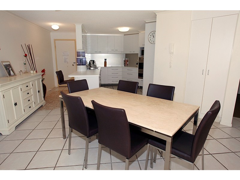 Unit 1 Surfside 147 Lowanna Drive, Buddina QLD 4575