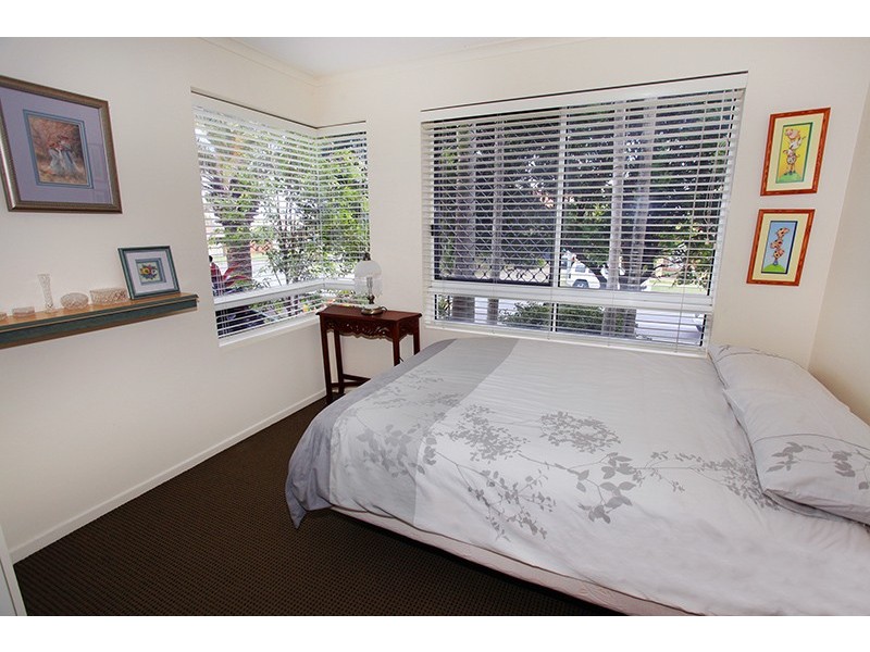 Unit 1 Surfside 147 Lowanna Drive, Buddina QLD 4575