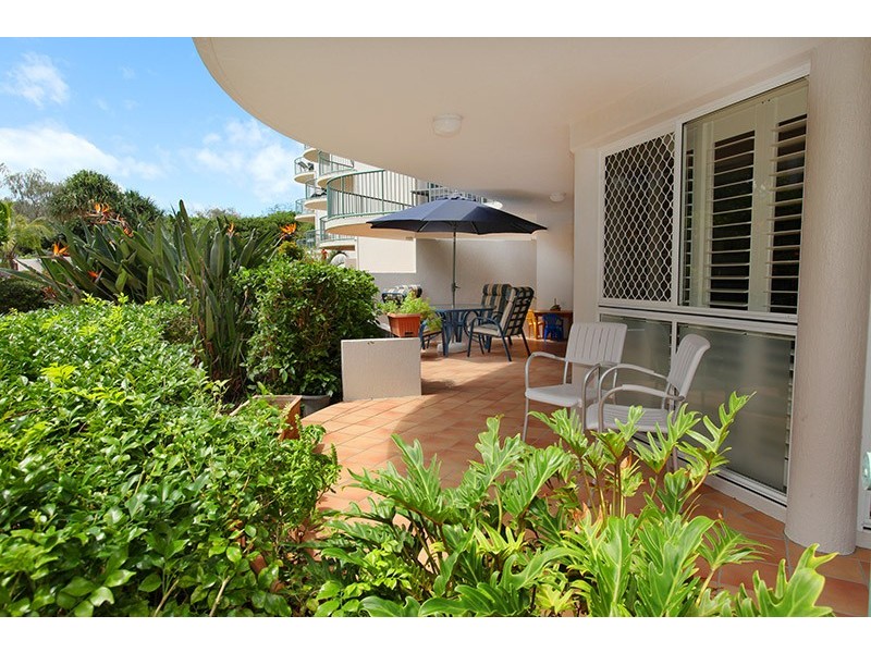 Unit 1 Surfside 147 Lowanna Drive, Buddina QLD 4575
