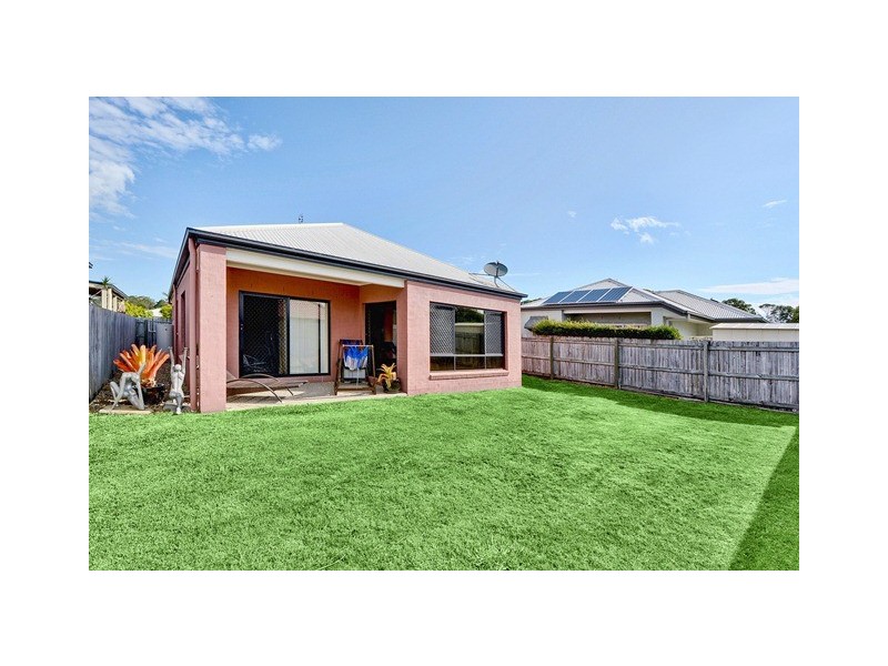 17 Irving Place, Sippy Downs QLD 4556