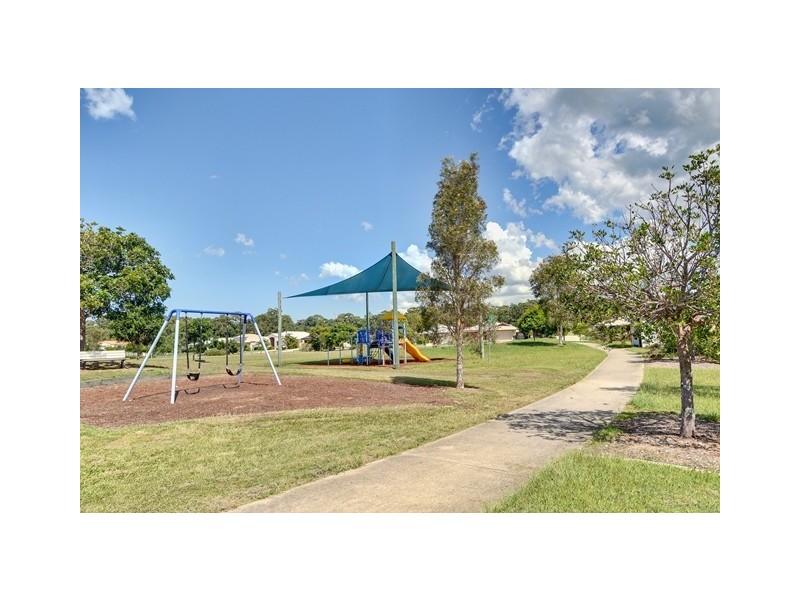 17 Irving Place, Sippy Downs QLD 4556