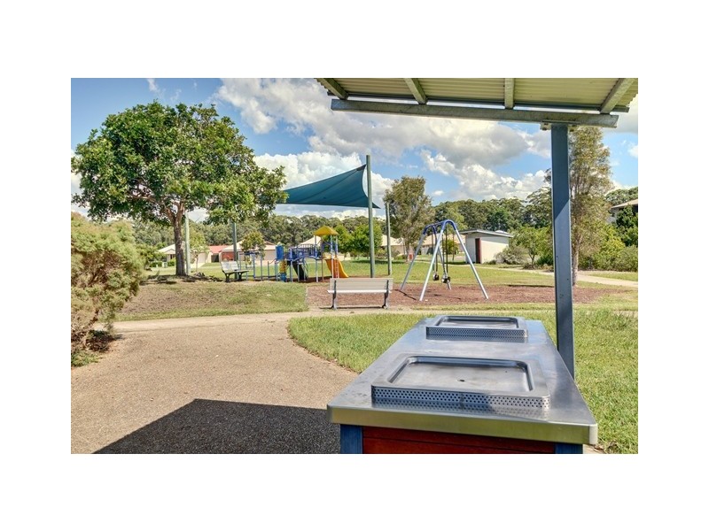 17 Irving Place, Sippy Downs QLD 4556