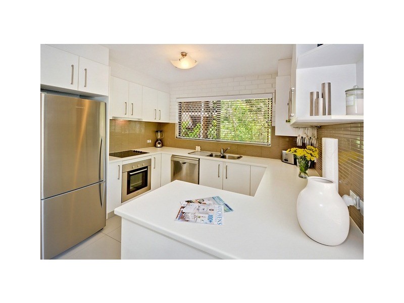 Unit 2 Marshall Lodge 10 Muraban Street, Mooloolaba QLD 4557