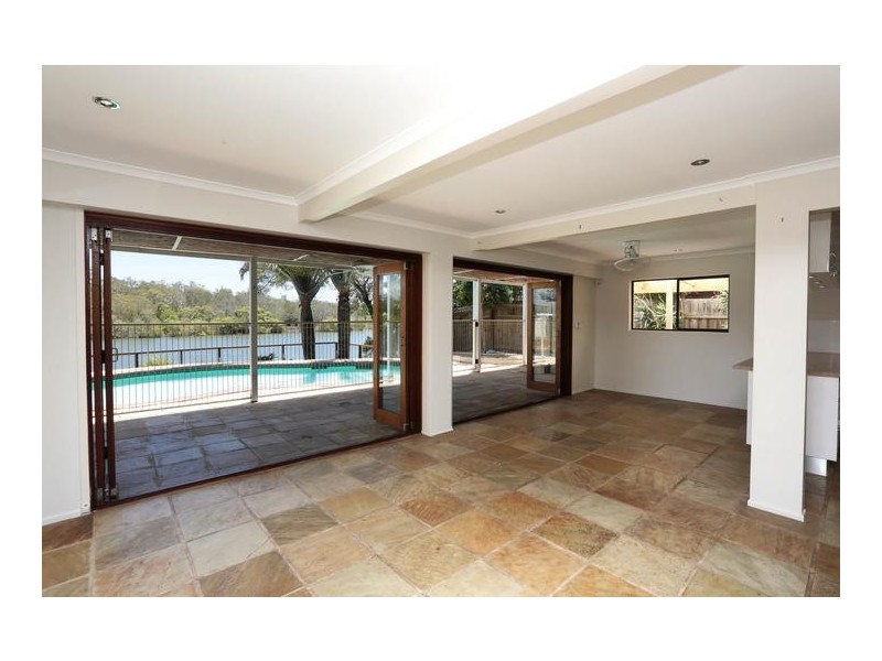 11 Karloo Court, Mountain Creek QLD 4557