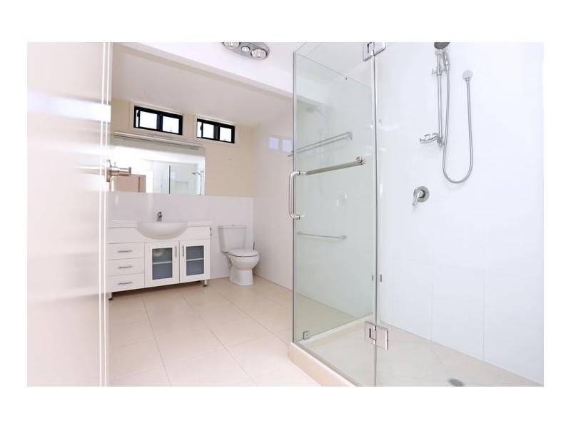11 Karloo Court, Mountain Creek QLD 4557