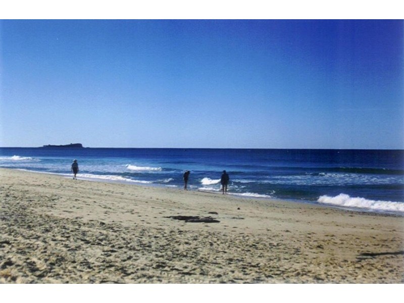 Unit 1 21 Maroochy Waters Drive, Maroochydore QLD 4558