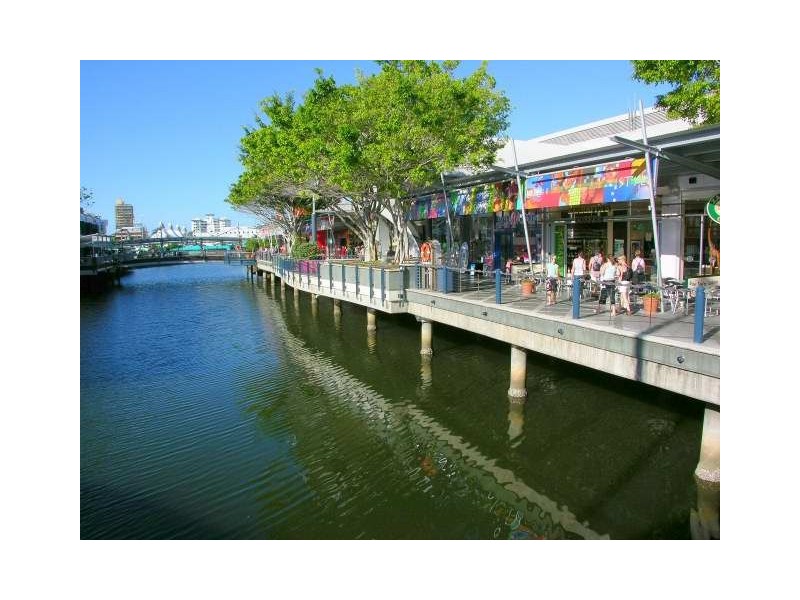 Unit 1 21 Maroochy Waters Drive, Maroochydore QLD 4558