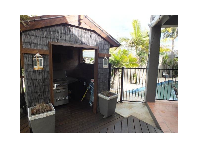 55 Goonawarra Drive, Mooloolaba QLD 4557