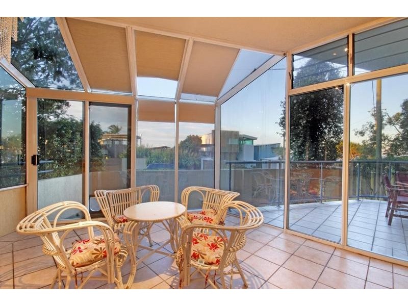 1 Kawana Street, Alexandra Headland QLD 4572