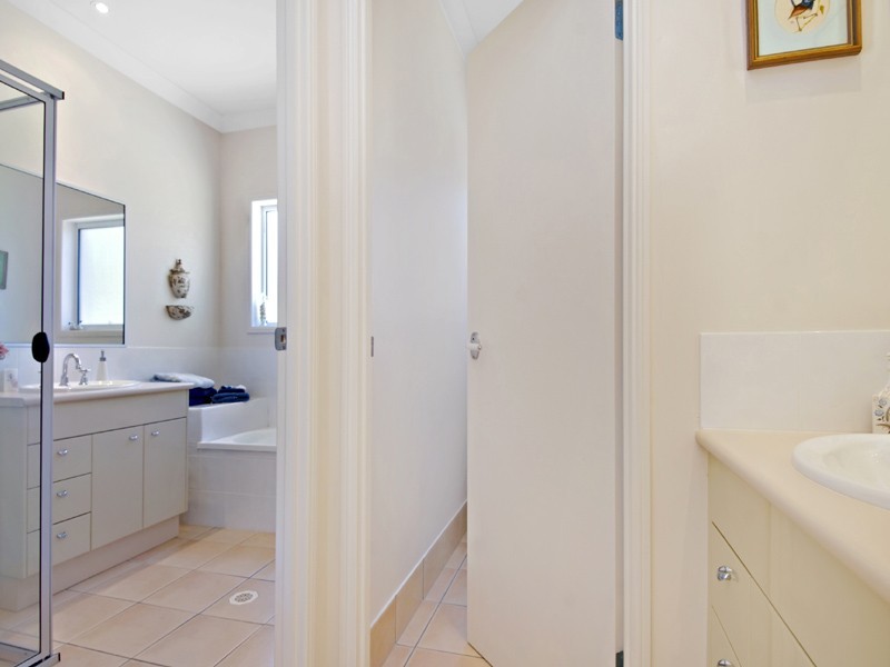 7 Habitat Place, Noosa Heads QLD 4567