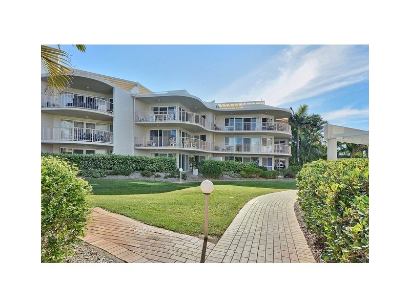 Unit 16 ‘Surfside On The Beach’ 145 Lowanna Drive, Buddina QLD 4575