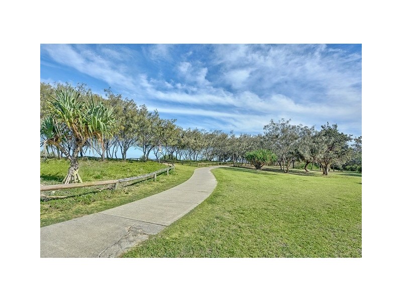 Unit 16 ‘Surfside On The Beach’ 145 Lowanna Drive, Buddina QLD 4575