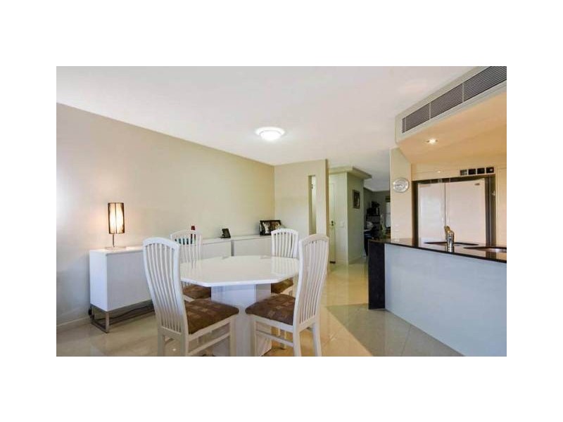 Unit 11 39 Kingsford Smith Parade, Maroochydore QLD 4558