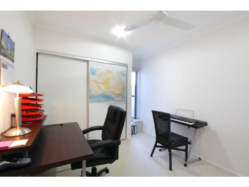 9 Nevis Court, Kawana Island QLD 4575