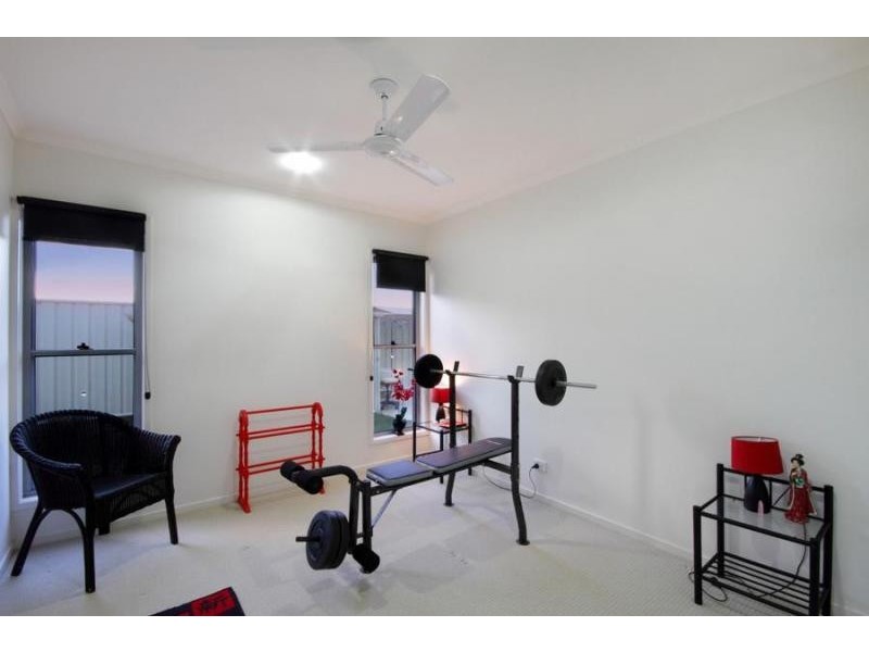 9 Nevis Court, Kawana Island QLD 4575