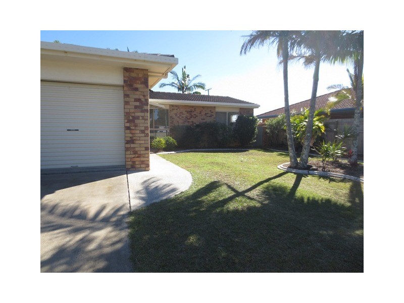 24 Mulgani Street, Warana QLD 4575